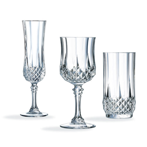 Ensemble 18 pièces, verres à pied et gobelets Longchamp